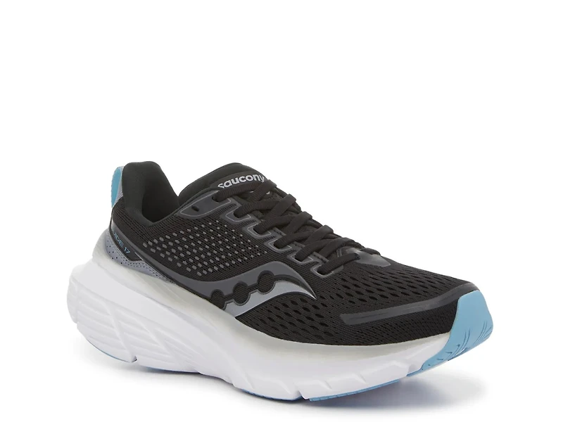 Guide 17 Running Shoe