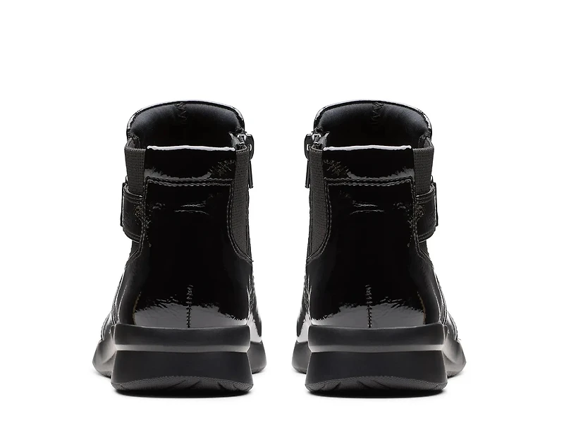 Ellowyn Boot
