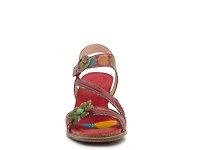 Elina Sandal