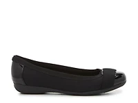 Ultimate Flat