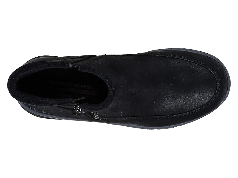 Relaxed Fit Easy Going Into Fall Bootie