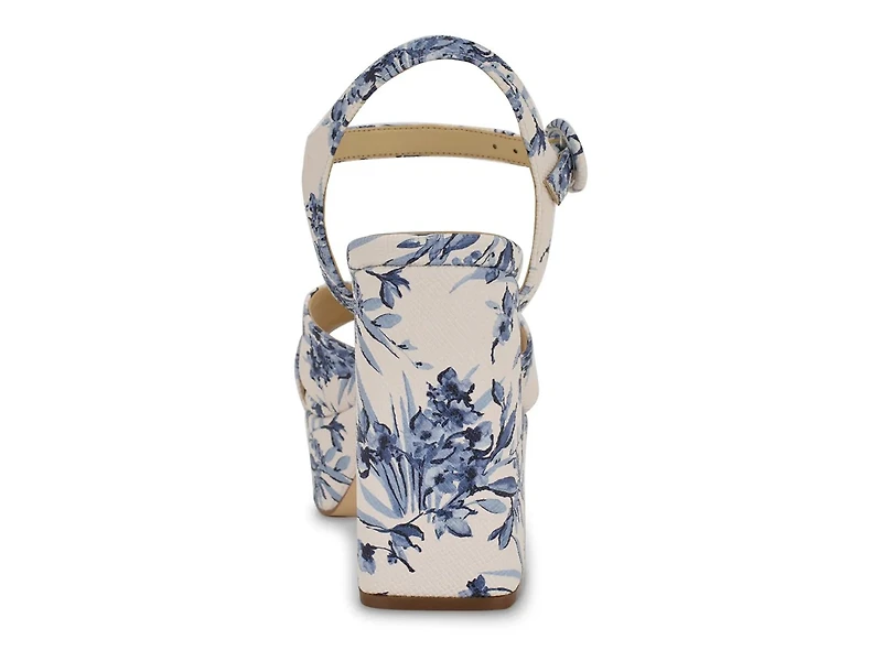 Vallenn Platform Sandal