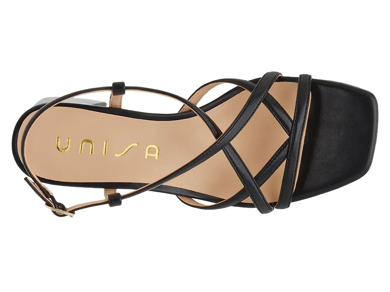 Zakari Sandal