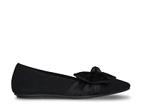 Cleo Point Classy Flat