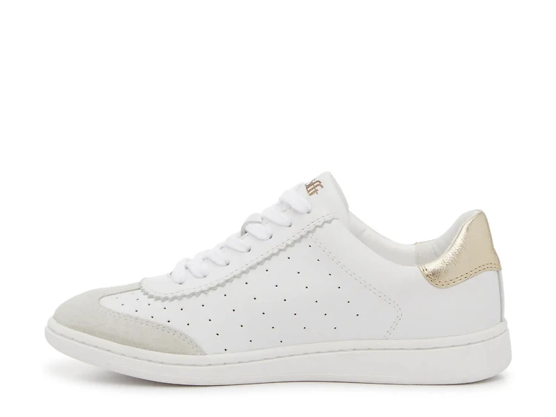 Regina Sneaker