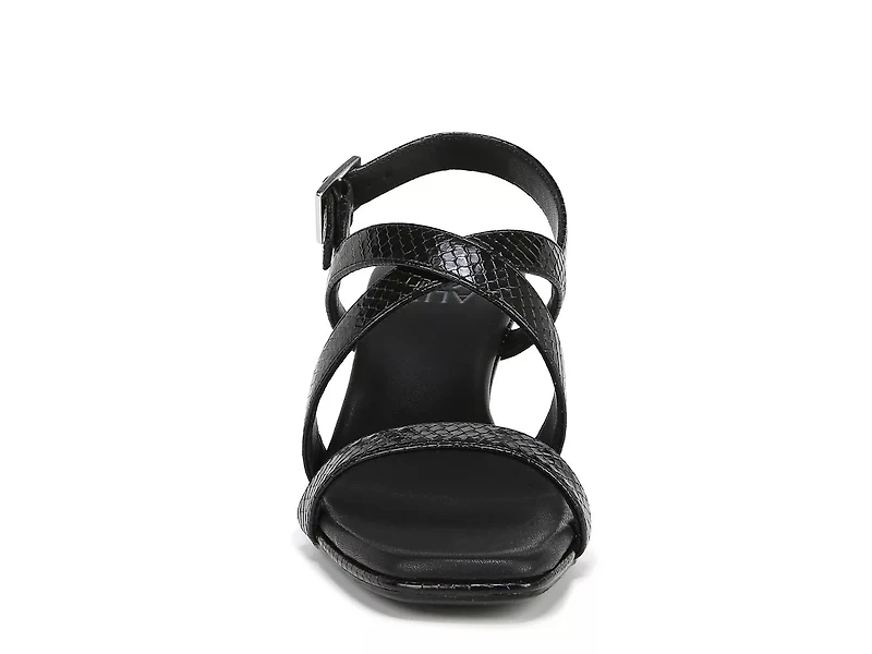 Kiki Sandal