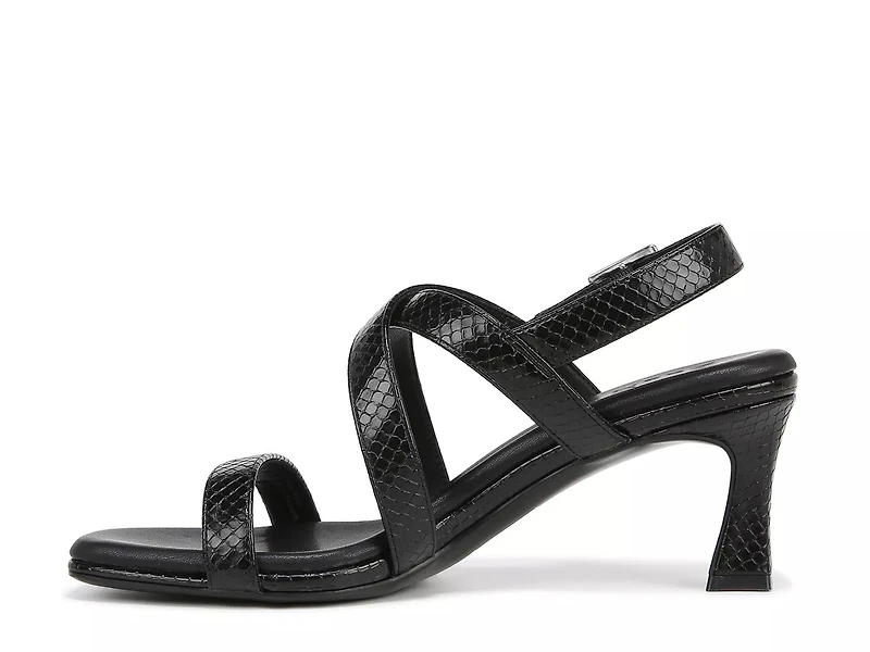 Kiki Sandal
