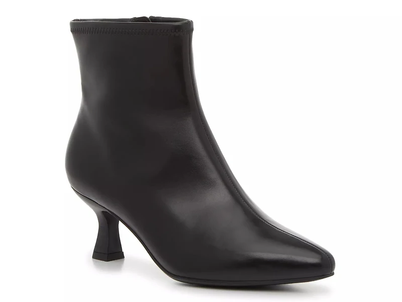 Nareen Bootie
