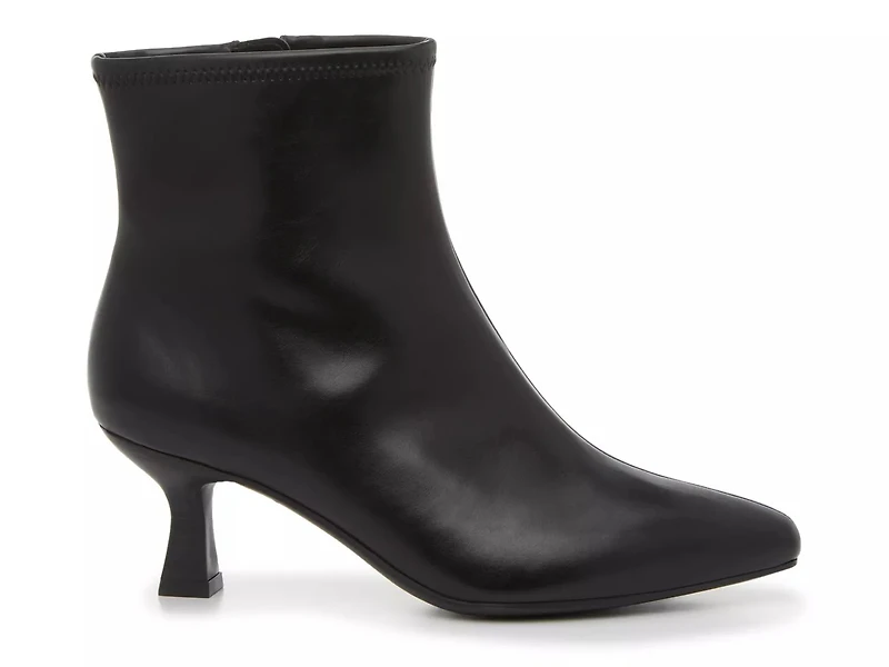 Nareen Bootie