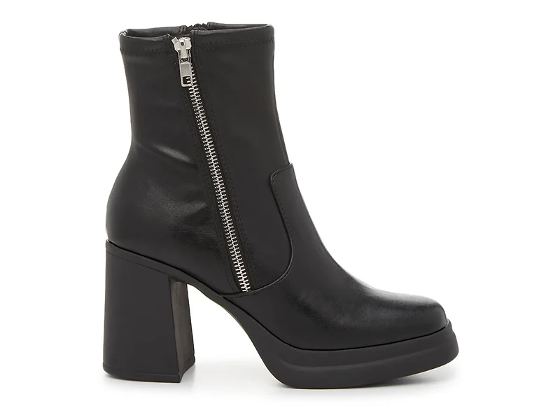 Kamilia Bootie