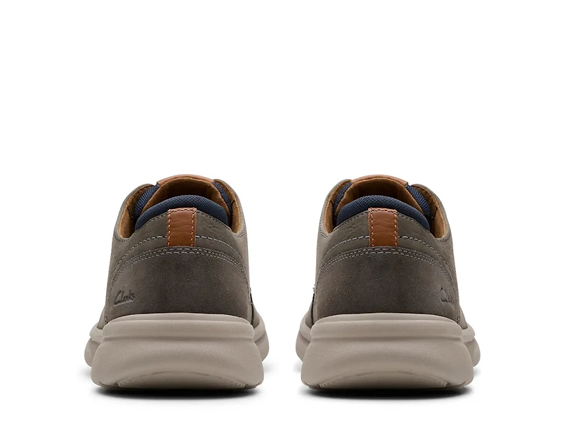 Bradley Plain Sneaker