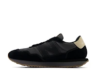 237 Sneaker