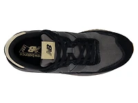237 Sneaker