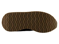 237 Sneaker