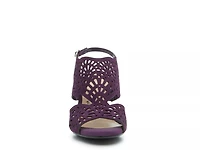 Nadine Sandal
