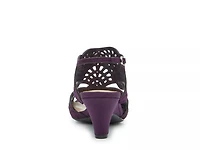 Nadine Sandal