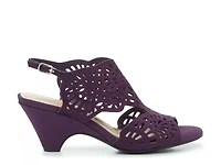 Nadine Sandal