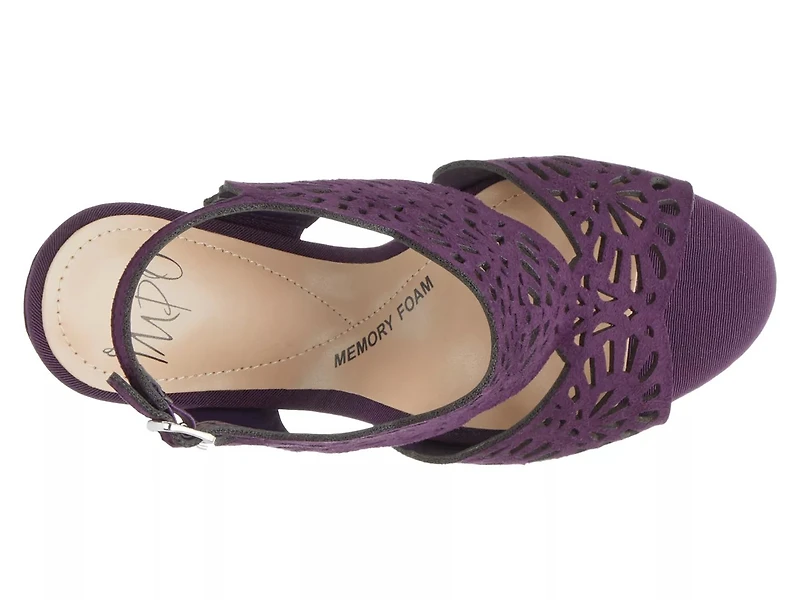 Nadine Sandal