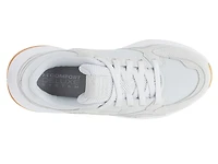 Edge Sneaker