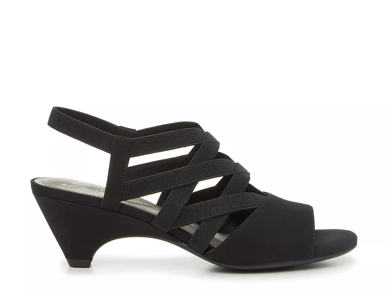 Elvina Sandal