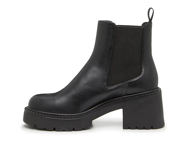 Trophy Chelsea Bootie