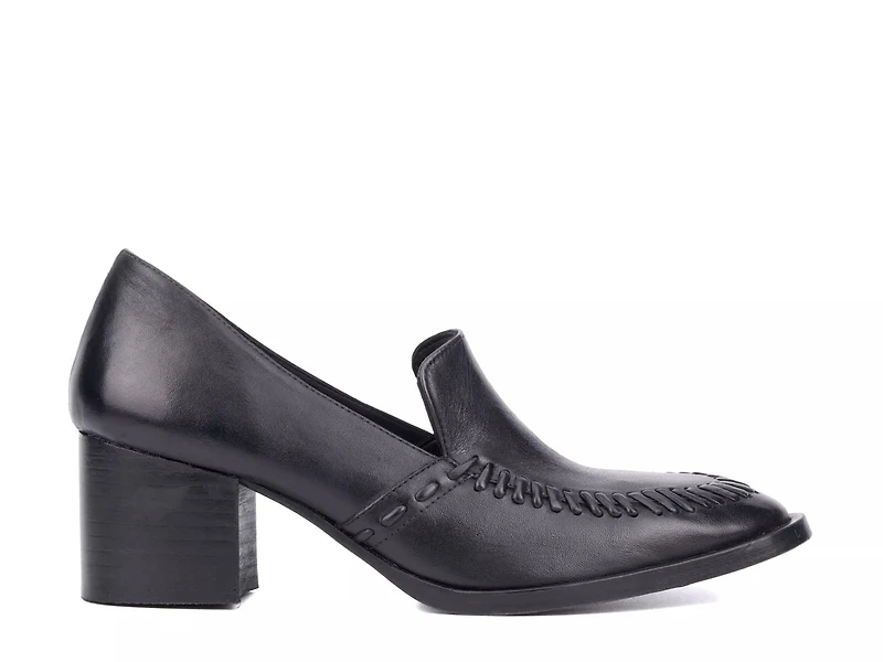 Elaine Pump