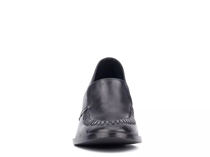 Elaine Pump