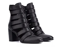 Vivi Sandal