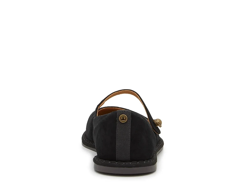 Famela Mary Jane Flat