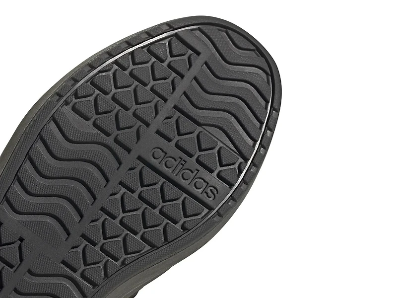 VL Court Bold Platform Sneaker