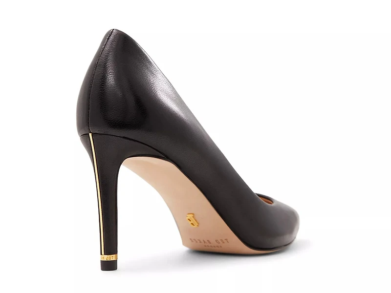 Charlotte Pump