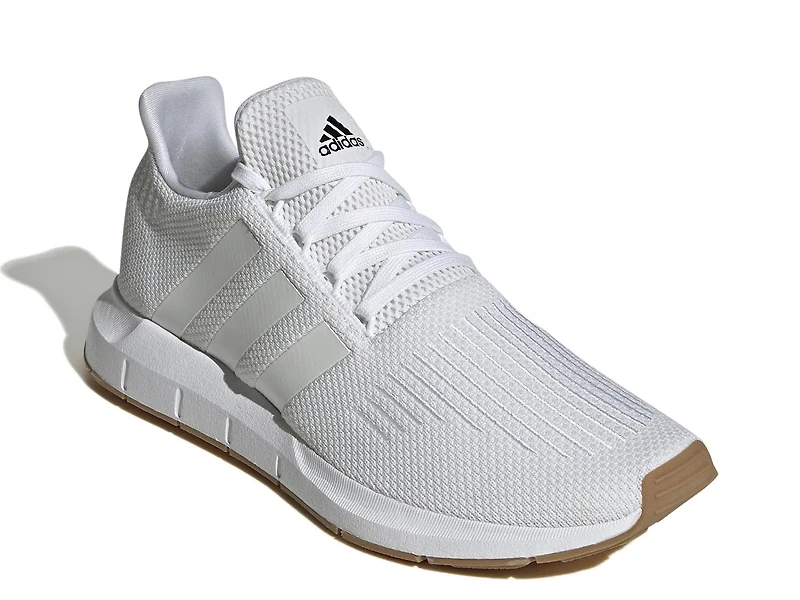 Swift Run 1.0 Sneaker