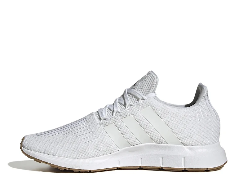 Swift Run 1.0 Sneaker