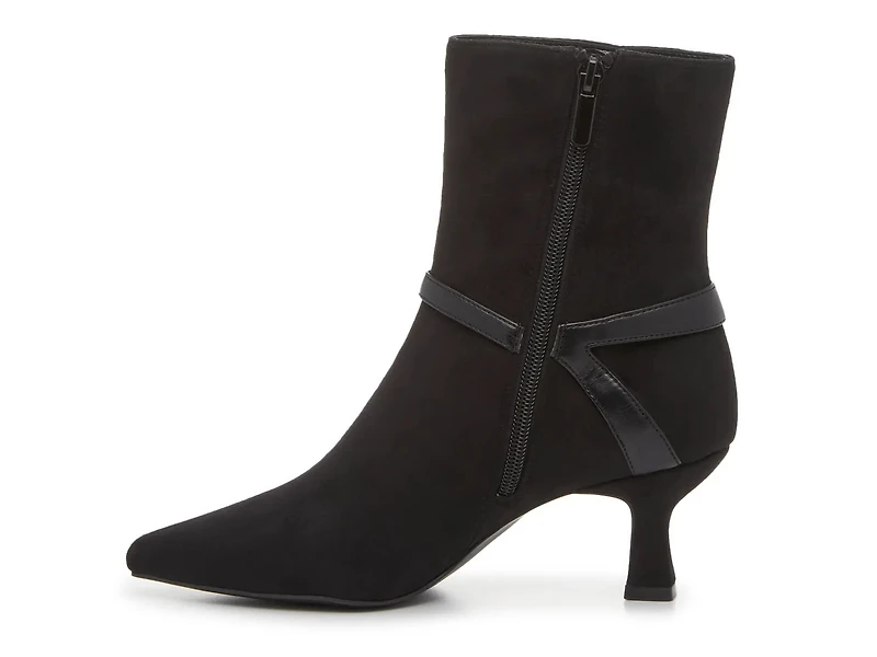 Nasira Bootie