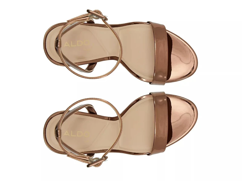Katelina Sandal
