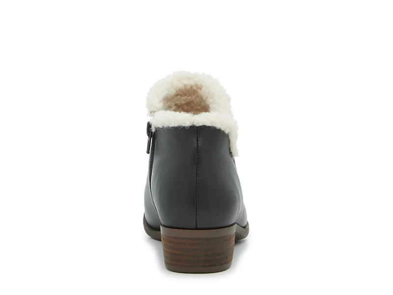 Bitania Bootie