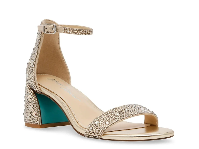 Shaye Sandal