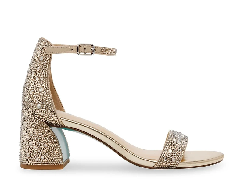 Shaye Sandal