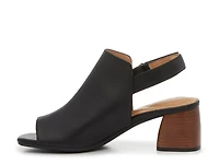 Vaya Sandal