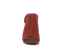 Vivi Sandal