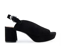 Cornelia Sandal