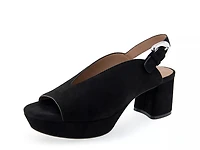 Cornelia Sandal