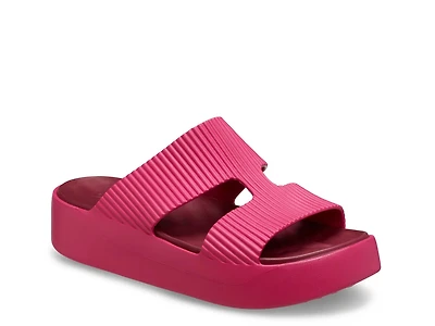Getaway Groove Platform Sandal