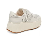 Daisha Platform Sneaker