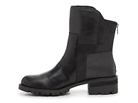 Tanav Bootie