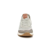 Juno Sneaker