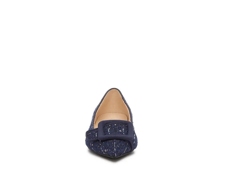 Jacie 2 Flat