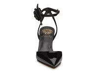 Stassie Pump