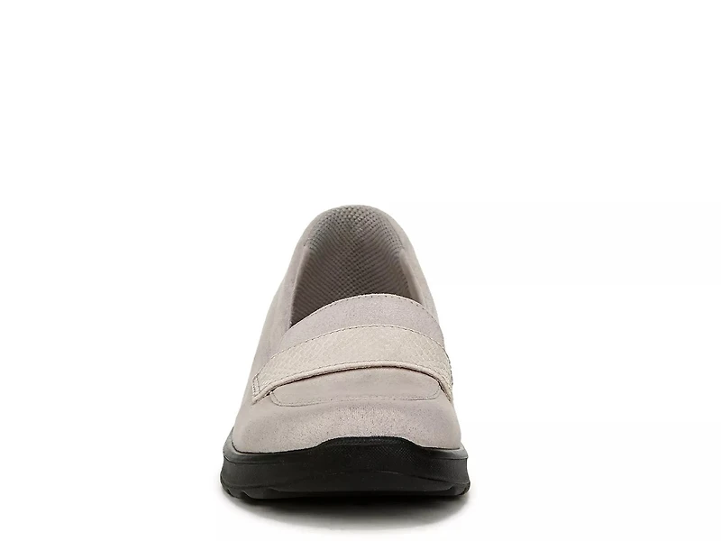 Gamma Wedge Slip-On