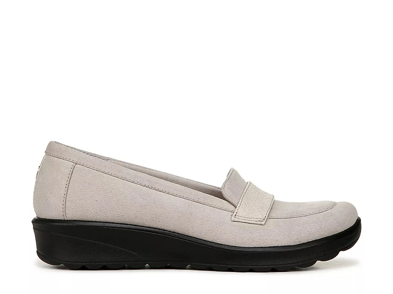 Gamma Wedge Slip-On